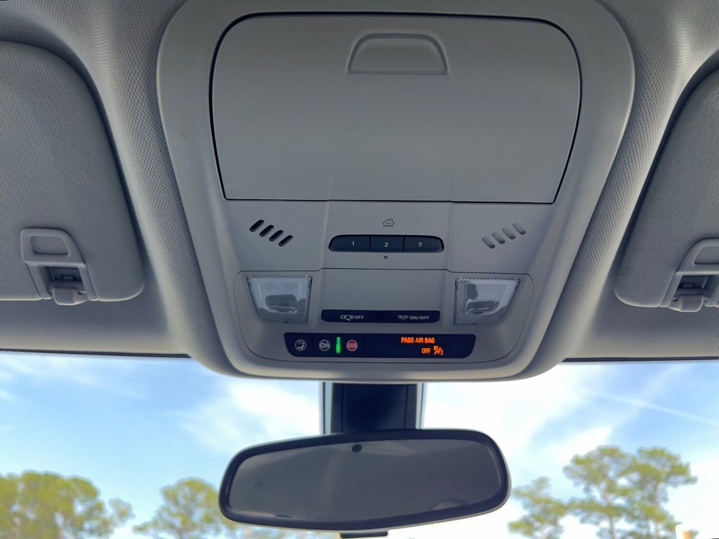 Used 2020 Chevrolet Blazer LT image 34