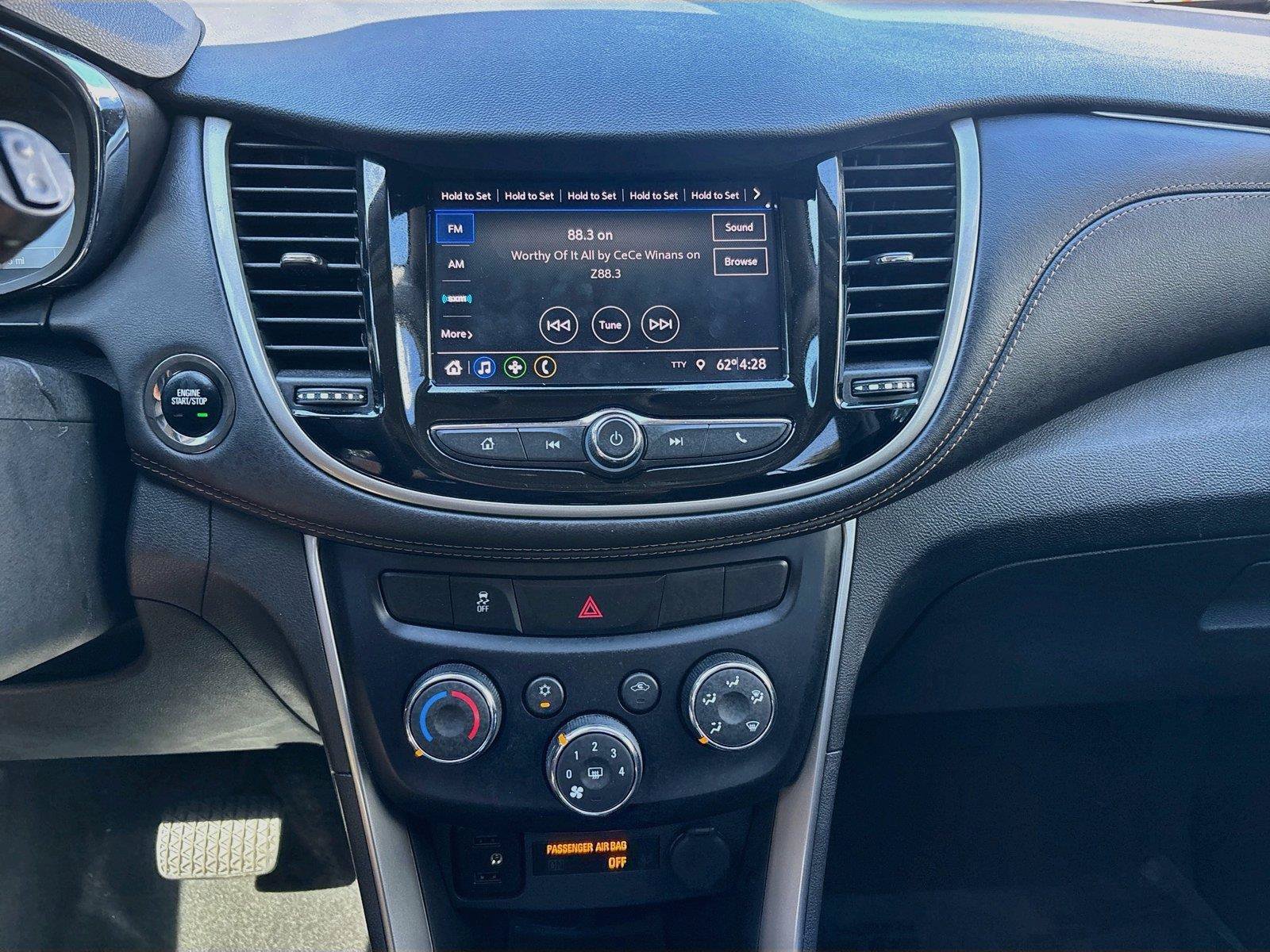 Used 2020 Chevrolet Trax LT w/ Driver Confidence Package FWD image 12