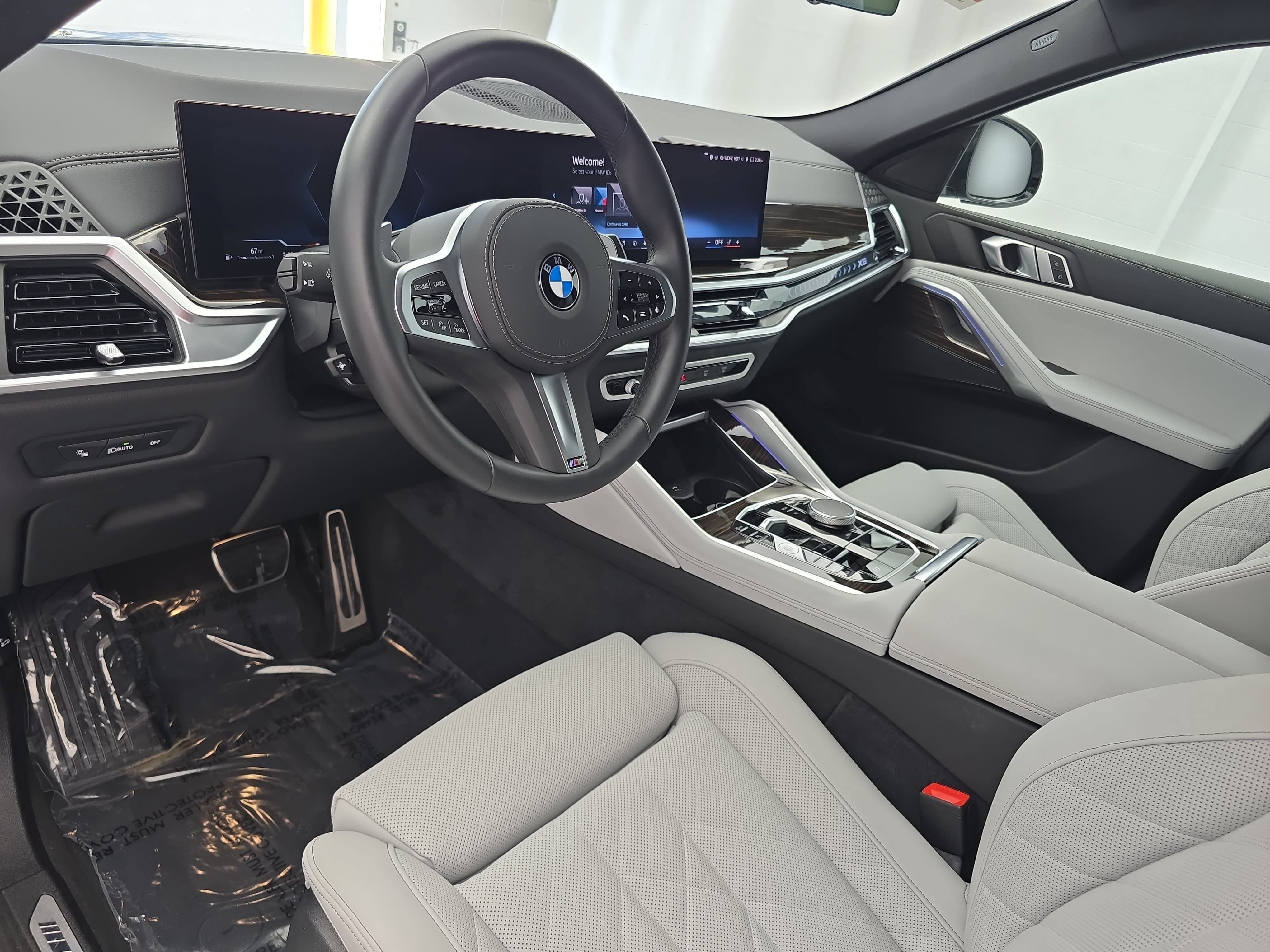 Used 2025 BMW X6 xDrive40i AWD/4WD image 16