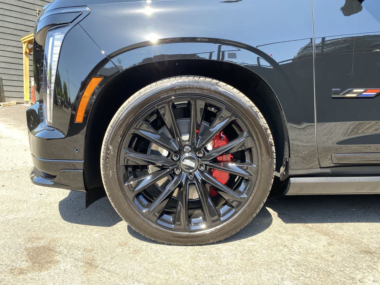 Used 2026 Cadillac Escalade V w/ LPO, ONYX Package AWD/4WD image 11