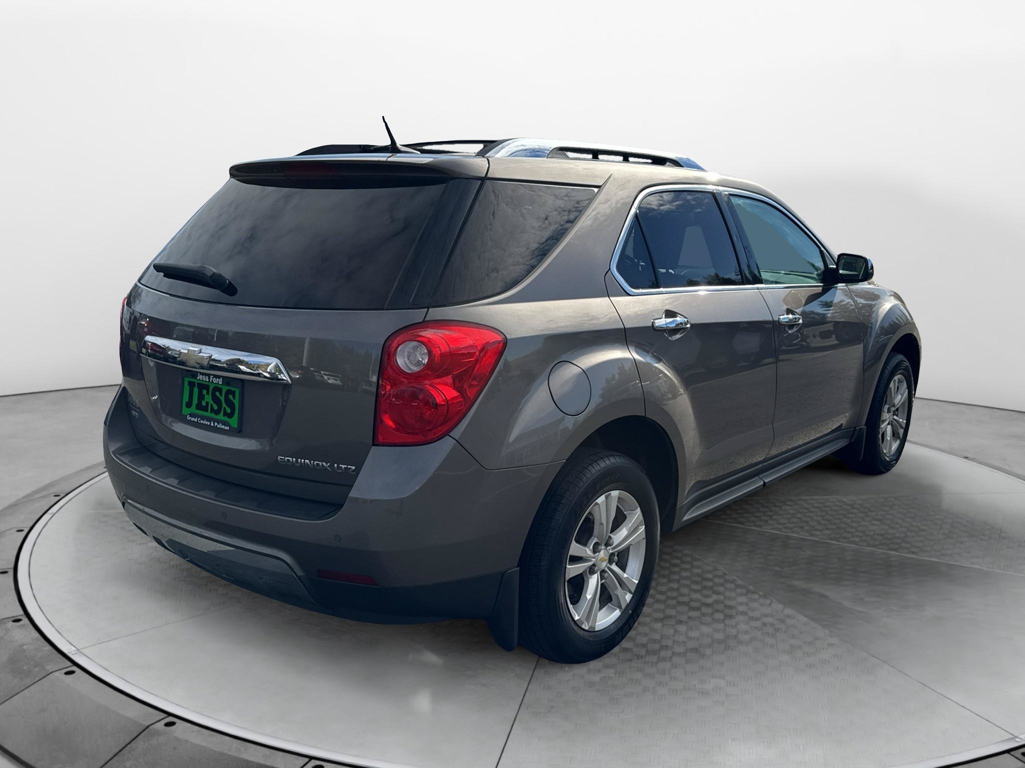 Used 2011 Chevrolet Equinox LTZ w/ LPO, Protection Package AWD/4WD image 5
