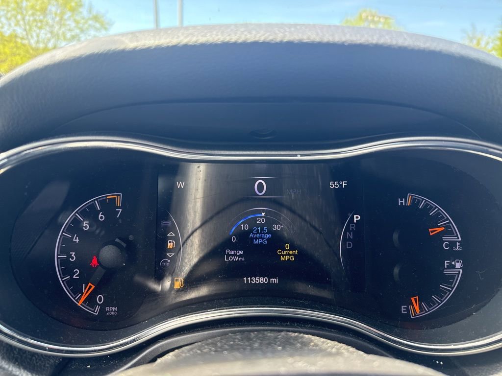 Used 2018 Jeep Grand Cherokee Laredo AWD/4WD image 10