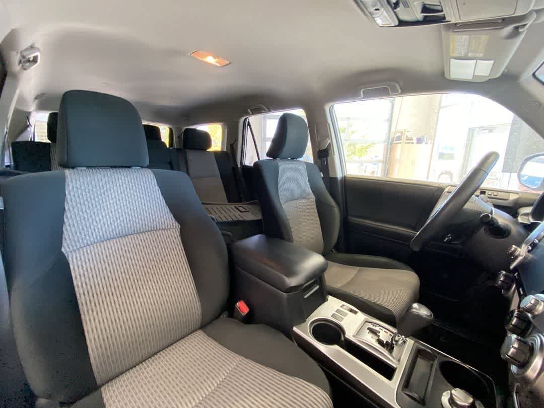 Certified 2024 Toyota 4Runner SR5 AWD/4WD image 27
