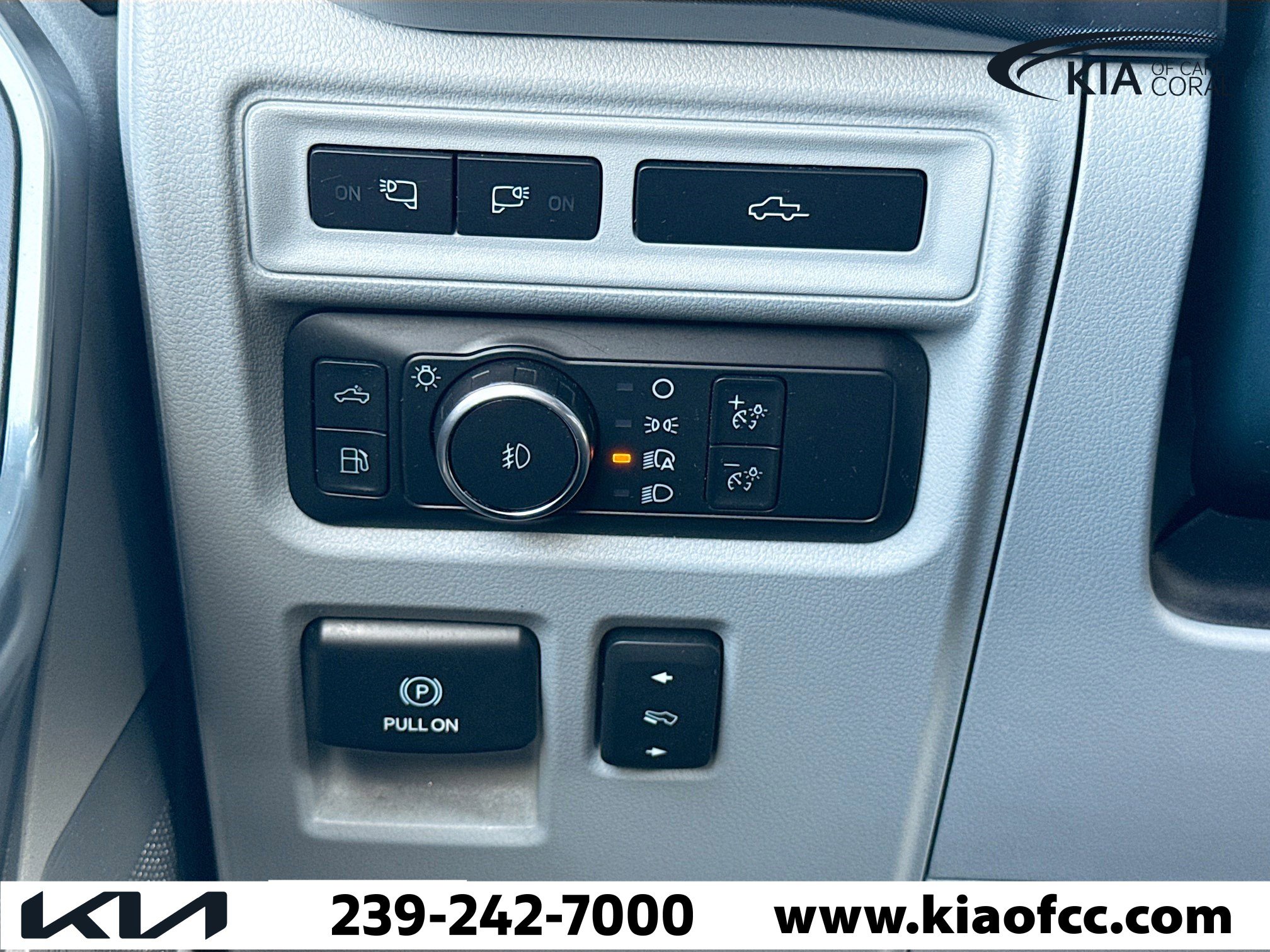 Used 2022 Ford F150 Limited image 33