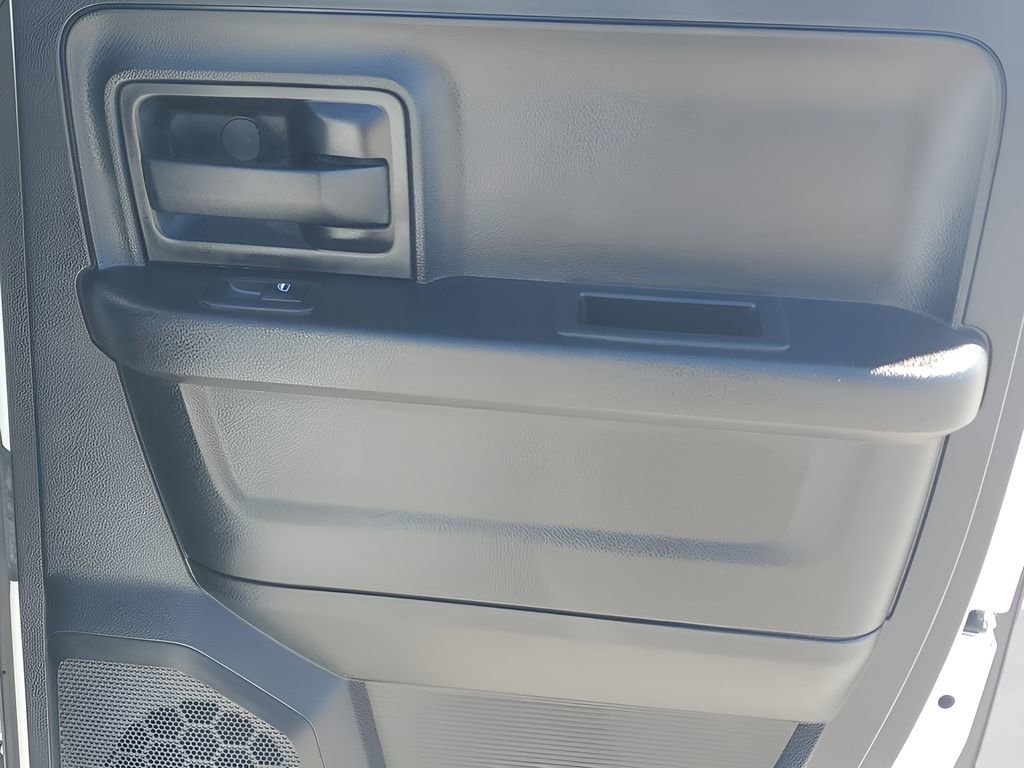 Used 2019 RAM 1500 Express w/ Express Value Package image 42