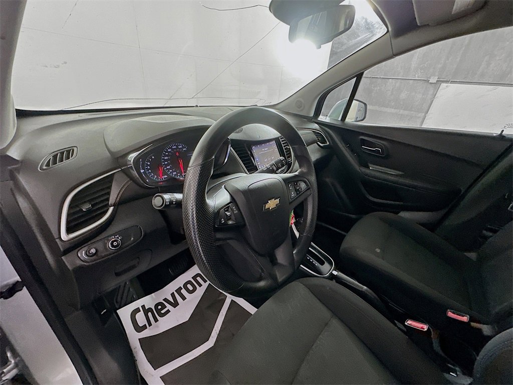 Used 2020 Chevrolet Trax LS w/ Tint and Cruise Package image 9