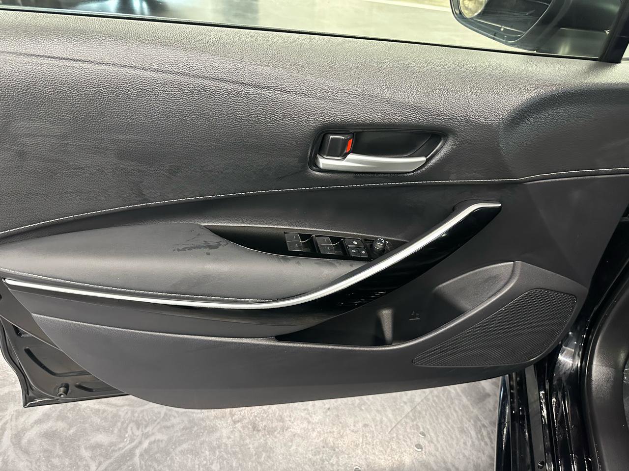 Used 2023 Toyota Corolla XSE image 9