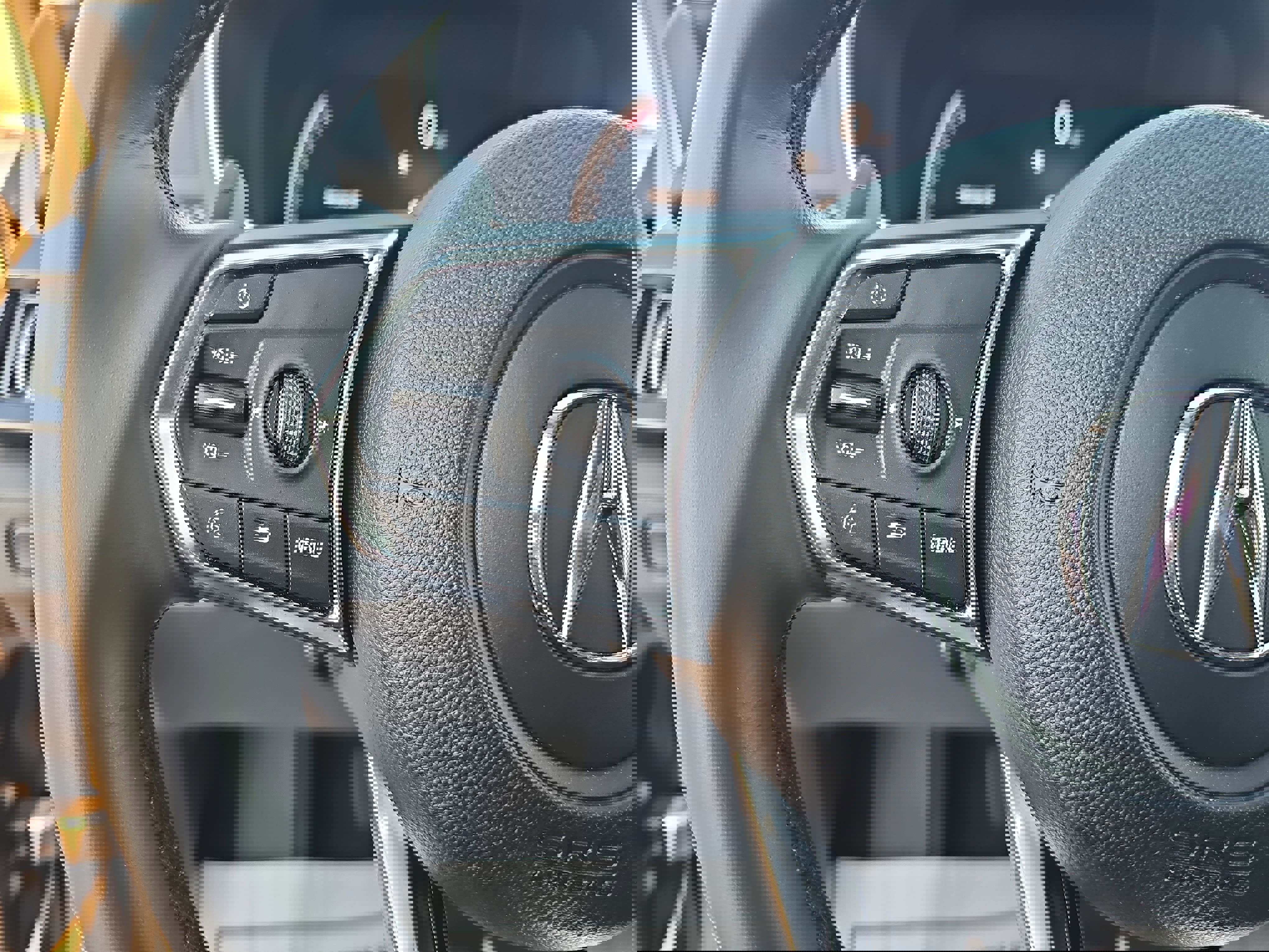 Used 2025 Acura MDX SH-AWD image 18