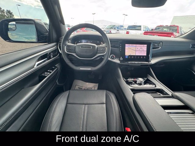 Used 2025 Jeep Wagoneer Series II w/ Premium Group I AWD/4WD image 22