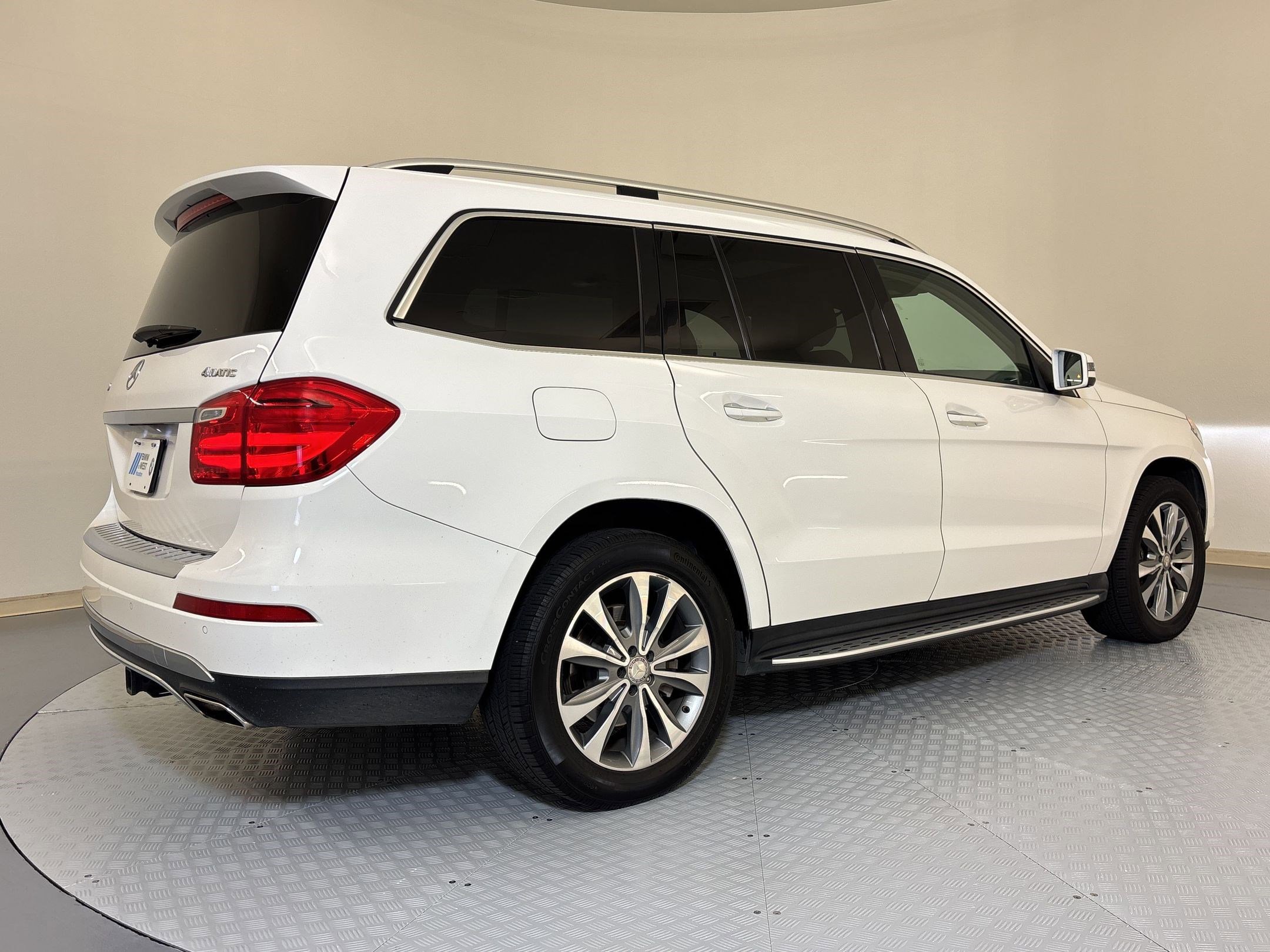 Used 2016 Mercedes-Benz GL 450 4MATIC image 9