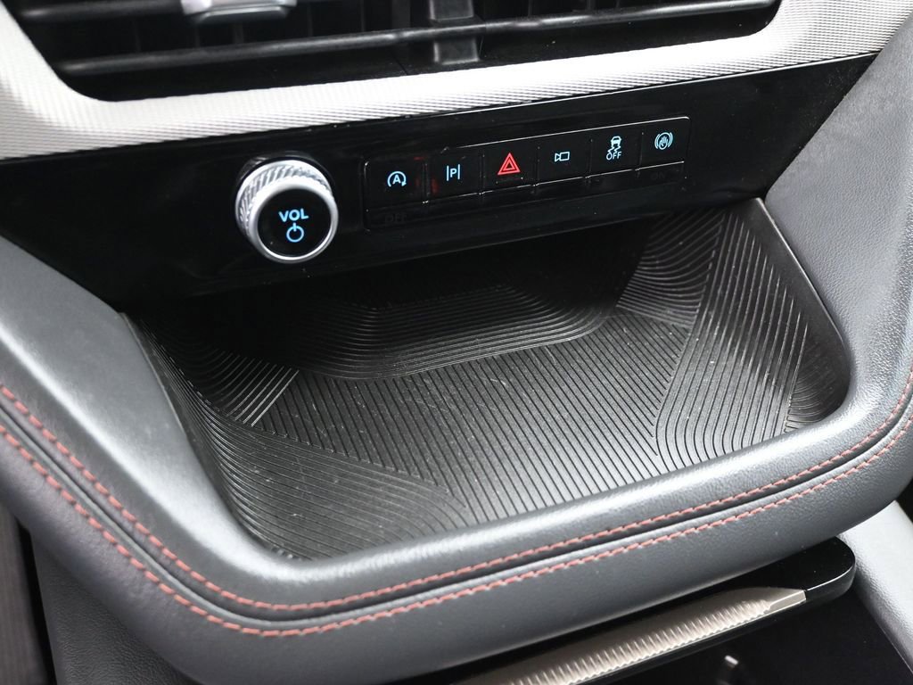 Used 2025 Ford Explorer Active image 17