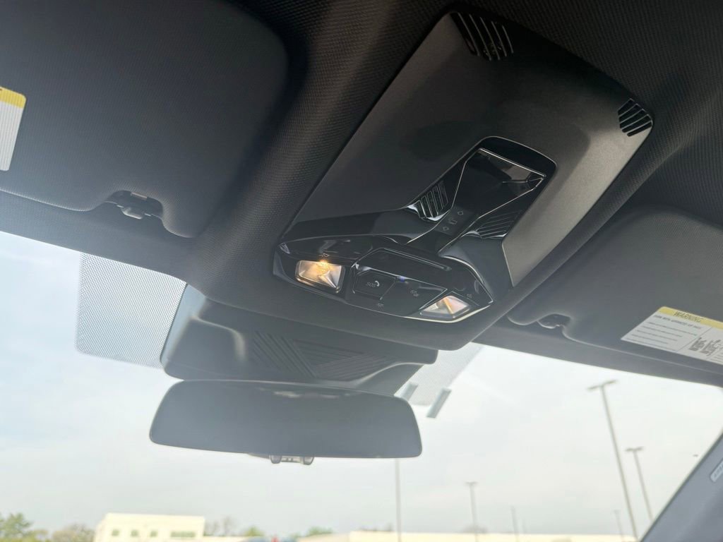 Used 2025 BMW X2 xDrive28i image 22