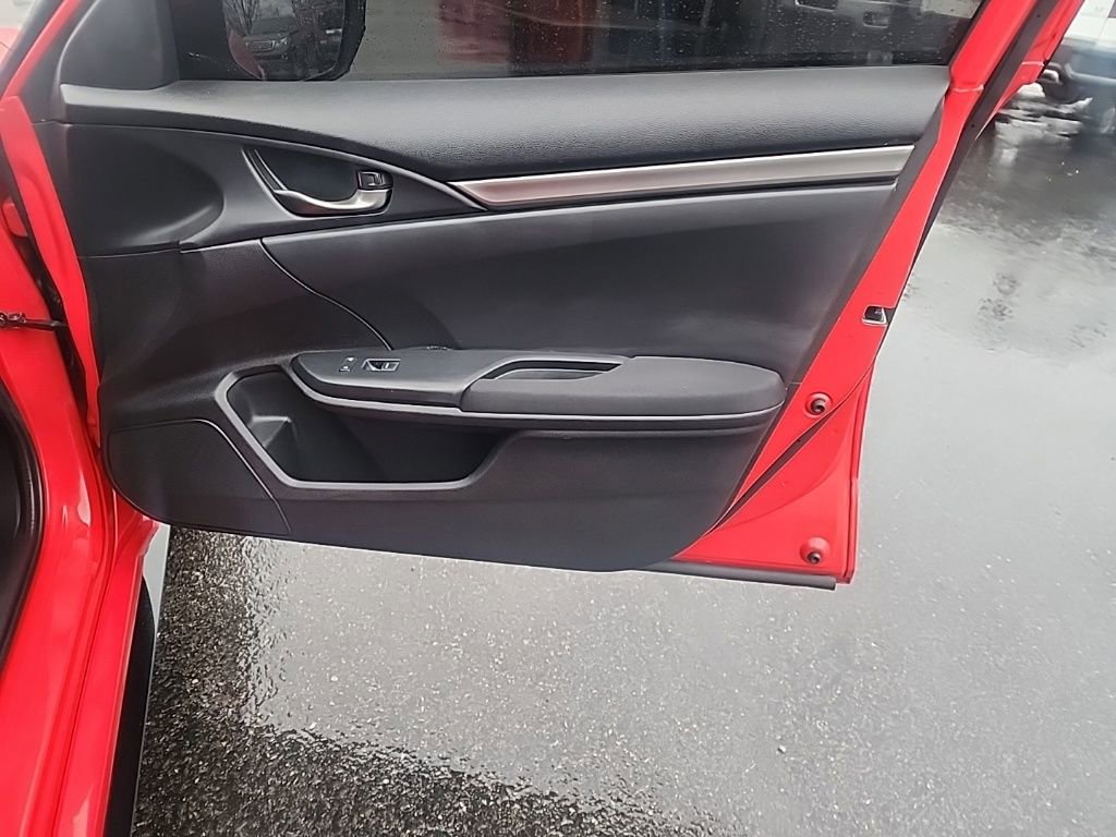 Used 2018 Honda Civic Sport image 30