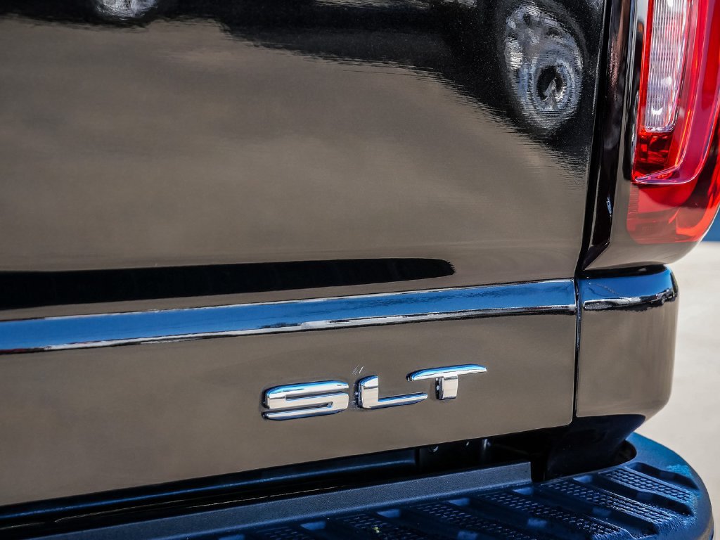 Used 2022 GMC Sierra 2500 SLT w/ SLT Convenience Package AWD/4WD image 15