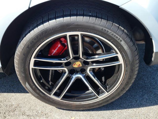 Used 2021 Porsche Macan S AWD/4WD image 9