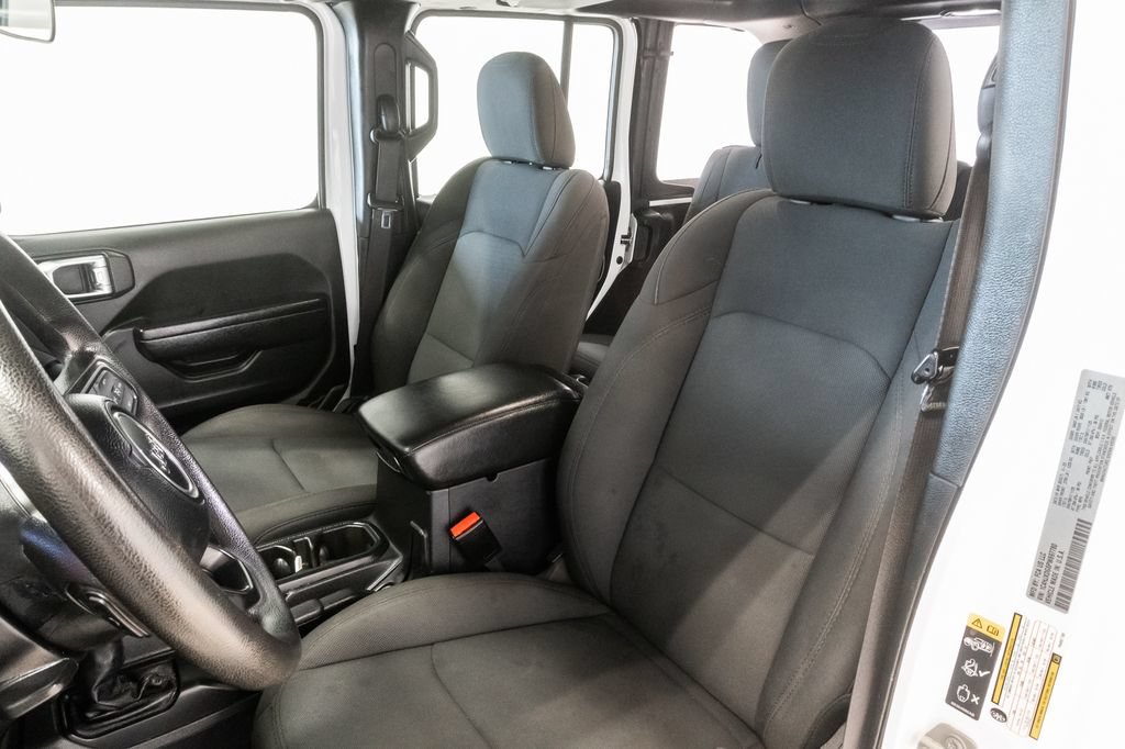 Used 2023 Jeep Wrangler Unlimited Sport AWD/4WD image 9
