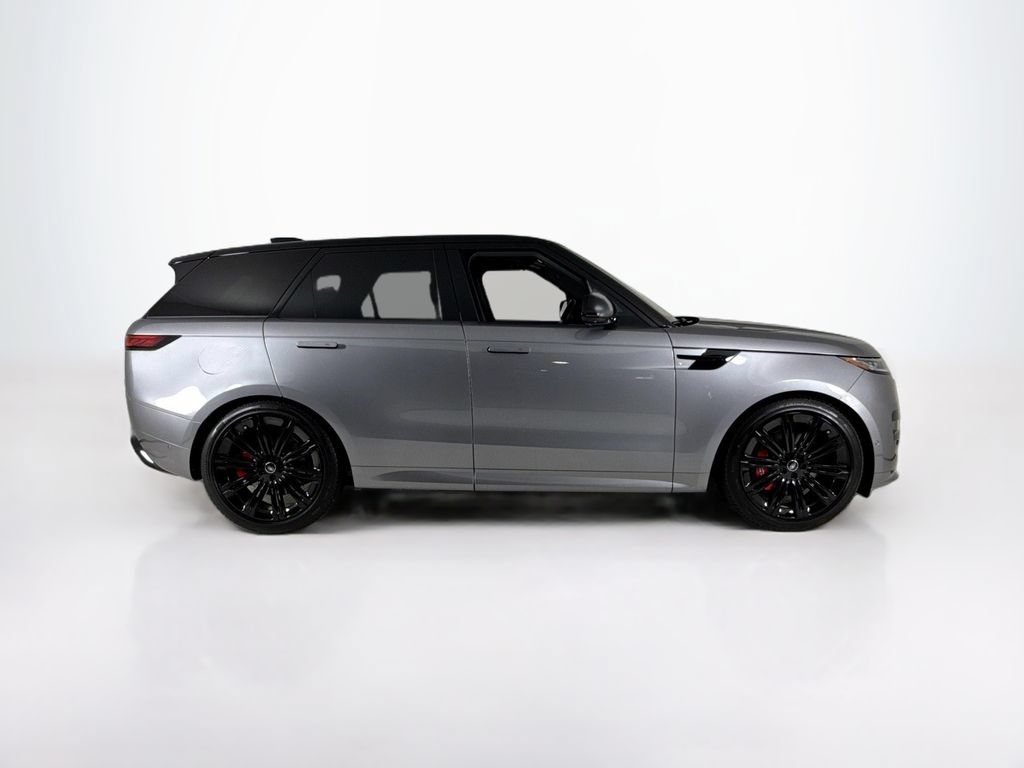 Used 2025 Land Rover Range Rover Sport Dynamic SE AWD/4WD image 6