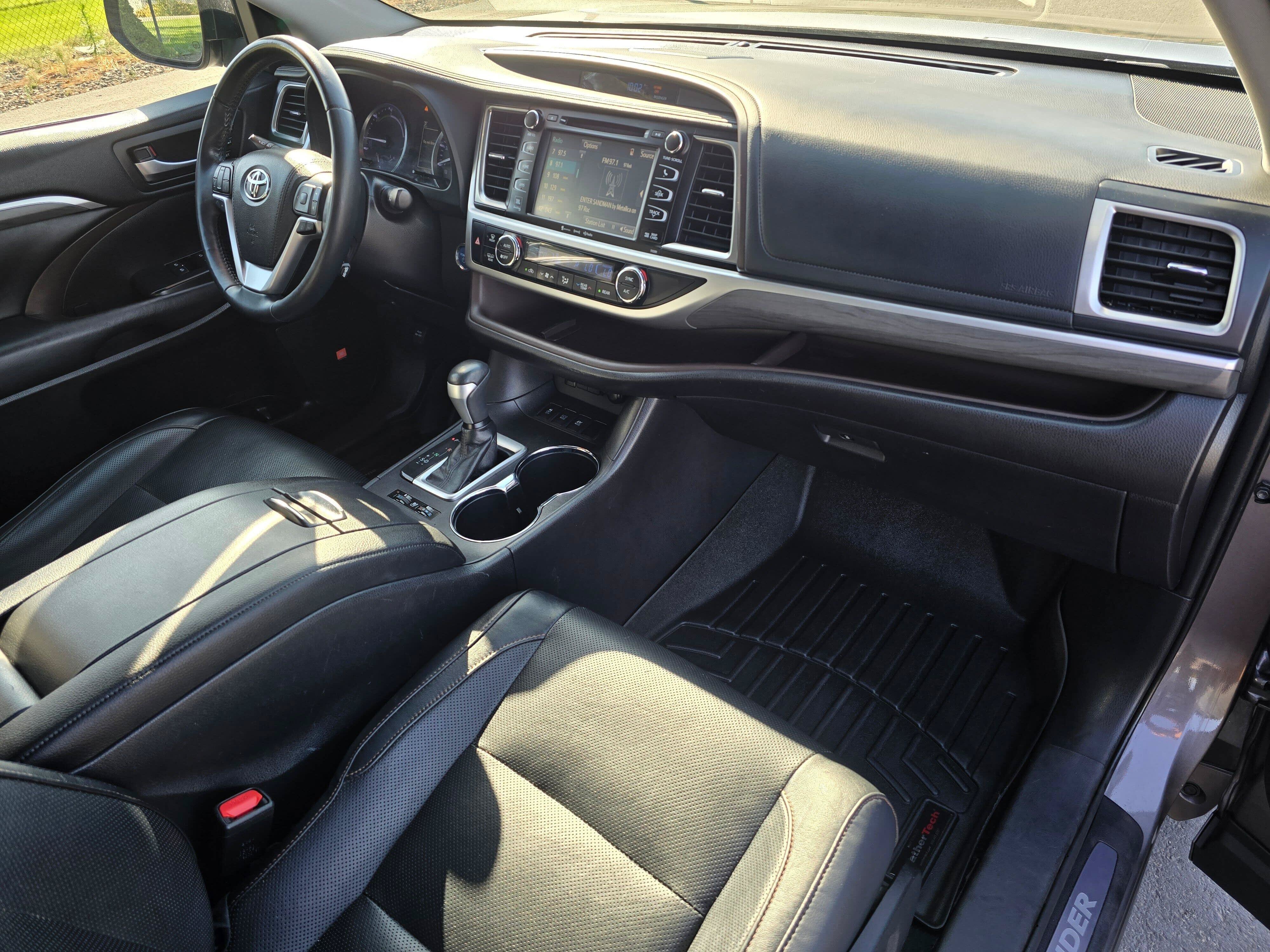 Used 2019 Toyota Highlander Limited Platinum AWD/4WD image 11
