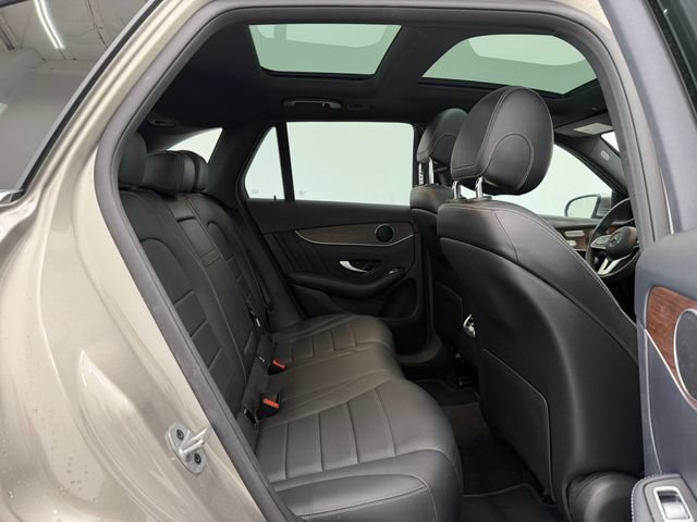 Used 2021 Mercedes-Benz GLC 300 image 19