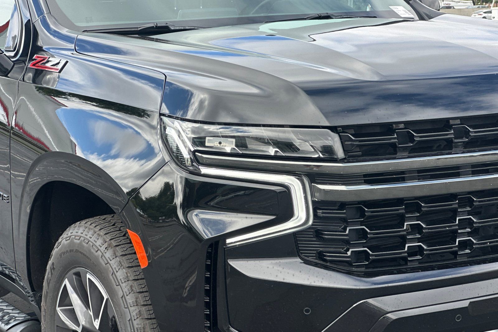 Used 2021 Chevrolet Tahoe Z71 w/ Z71 Off-Road Package AWD/4WD image 45