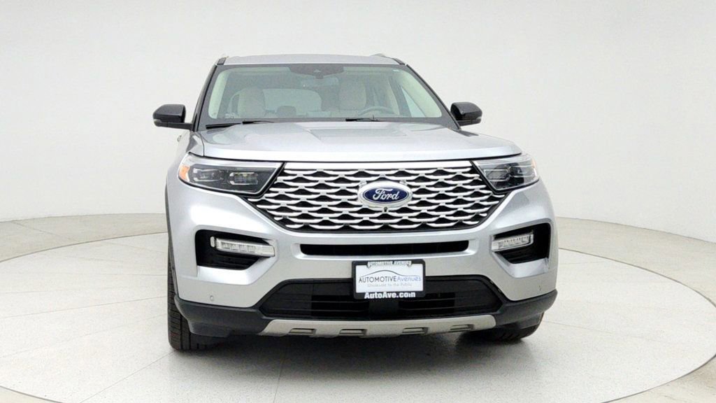 Used 2021 Ford Explorer Platinum w/ Equipment Group 601A image 2