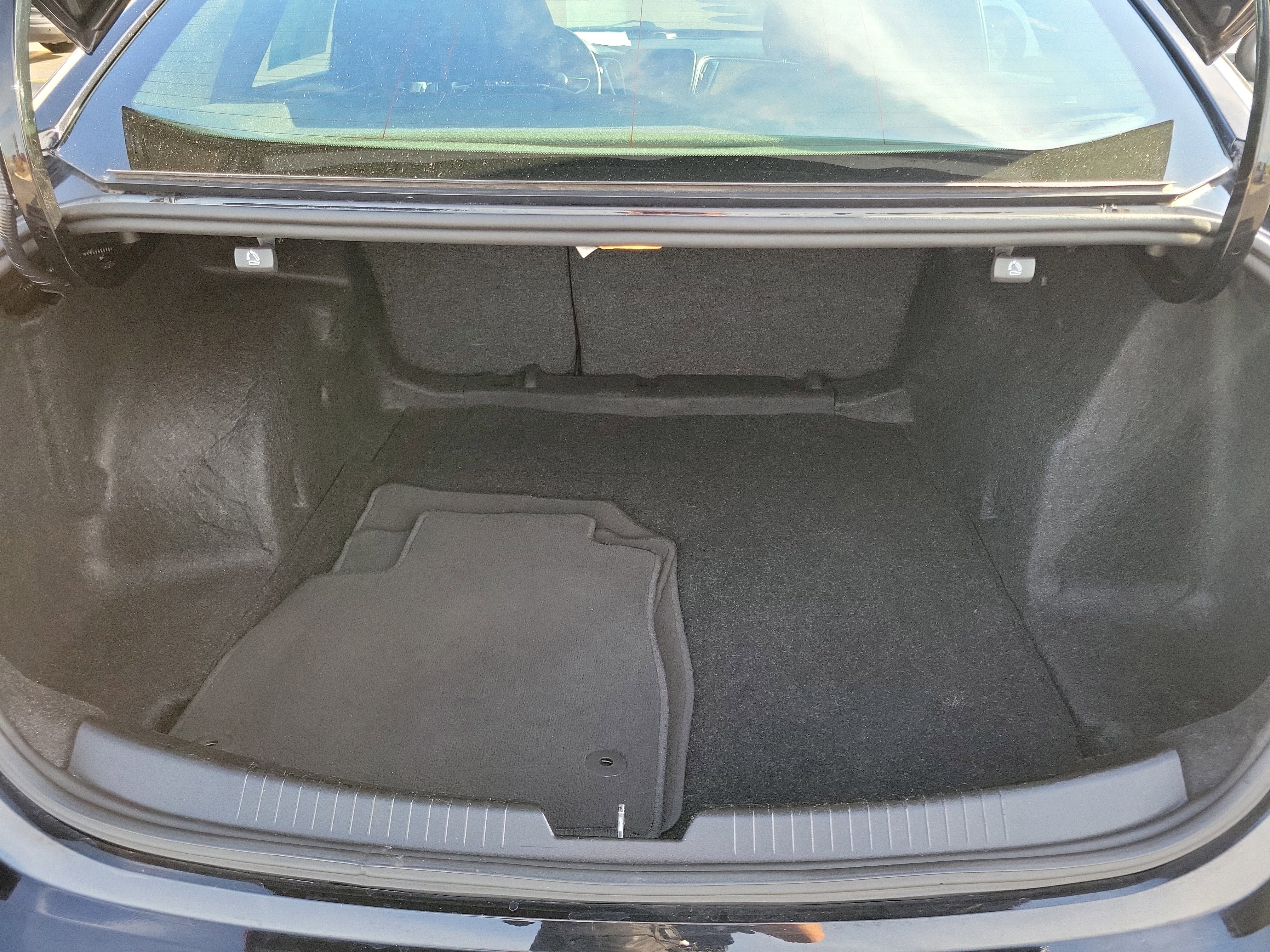 Used 2024 Chevrolet Malibu LT image 8