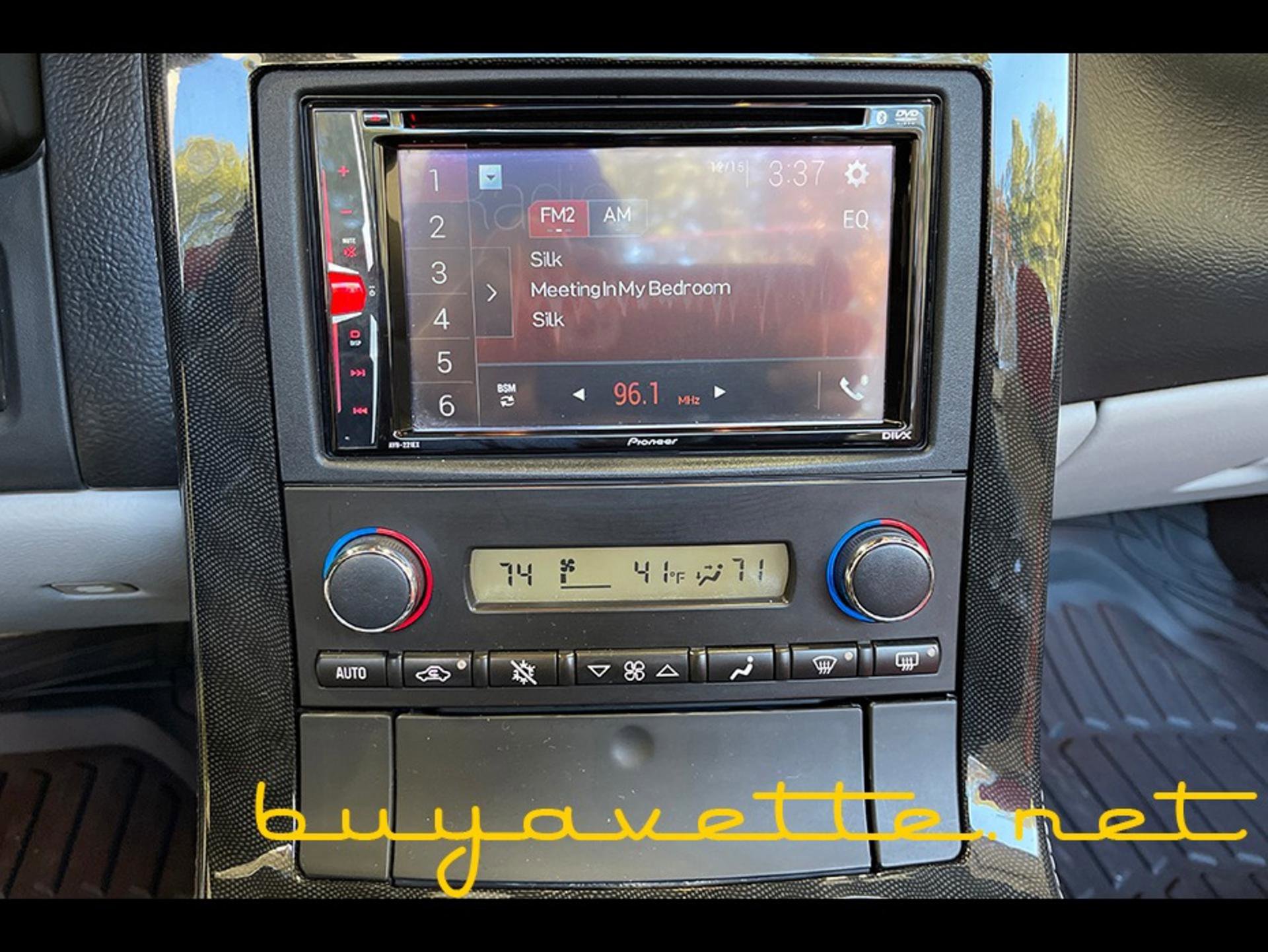 Used 2013 Chevrolet Corvette Grand Sport w/ 2LT Preferred Equipment Group image 20