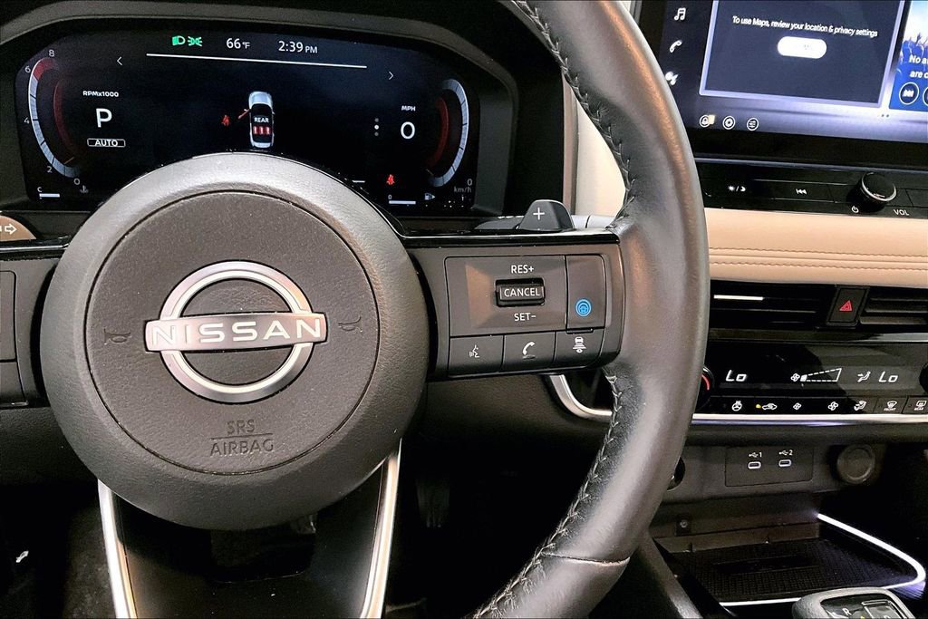 Used 2024 Nissan Rogue SL image 12