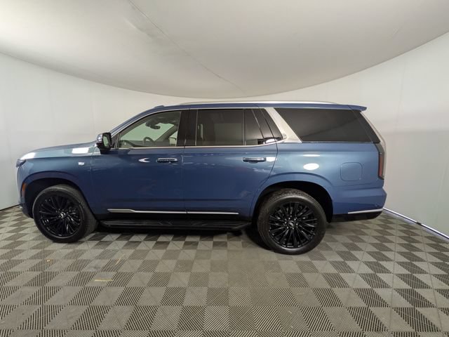 Used 2025 Cadillac Escalade Premium Luxury AWD/4WD image 21