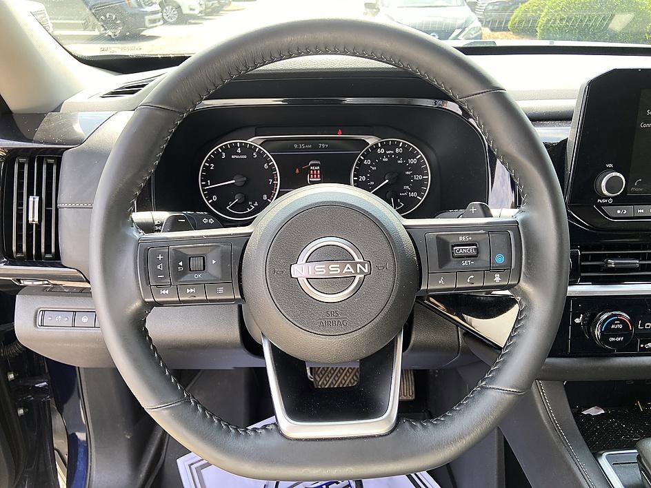 Certified 2025 Nissan Pathfinder SV AWD/4WD image 13