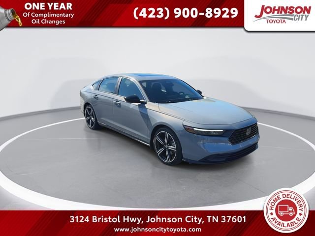 Used 2023 Honda Accord Sport image 1