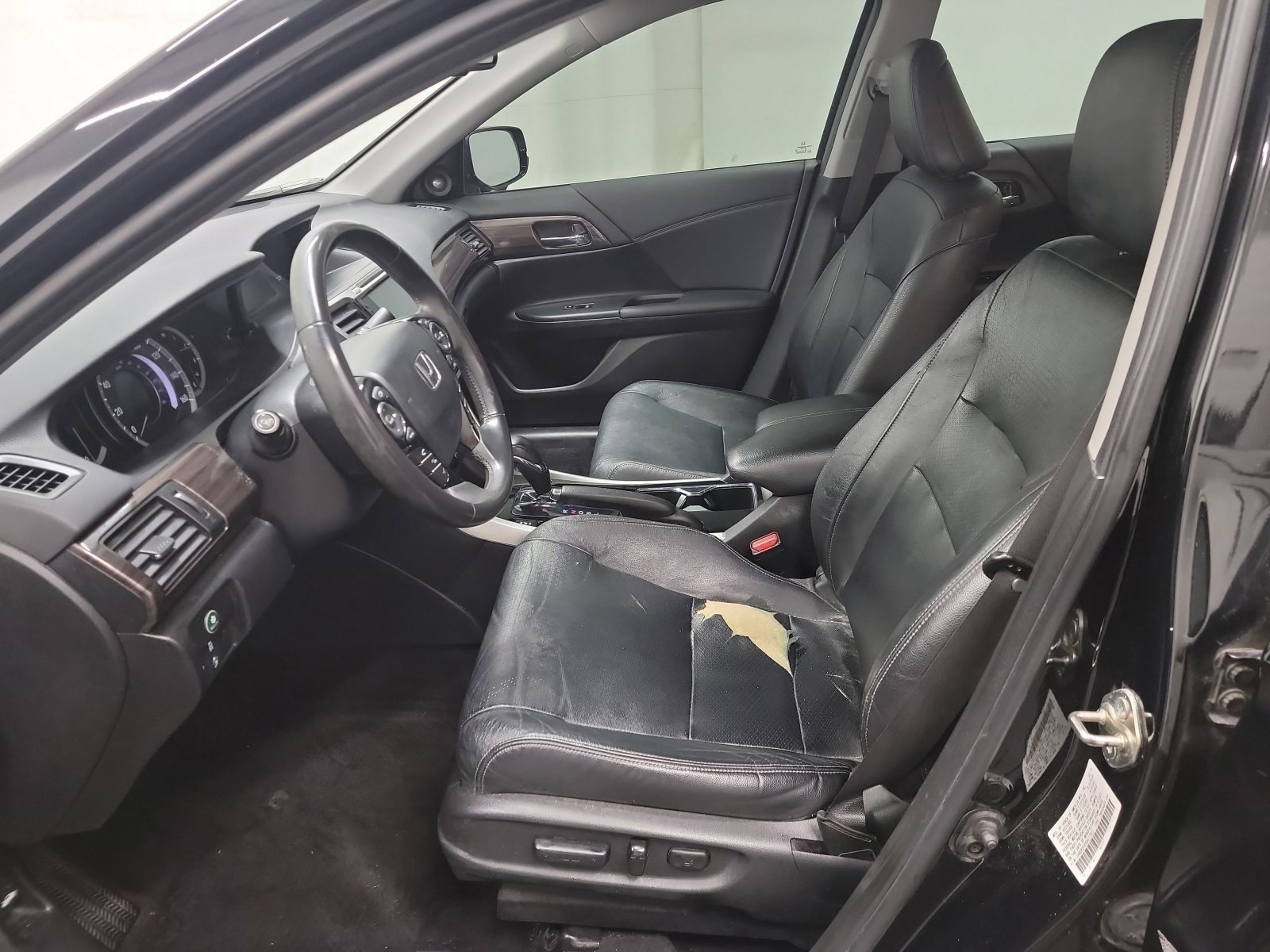 Used 2016 Honda Accord EX-L image 12