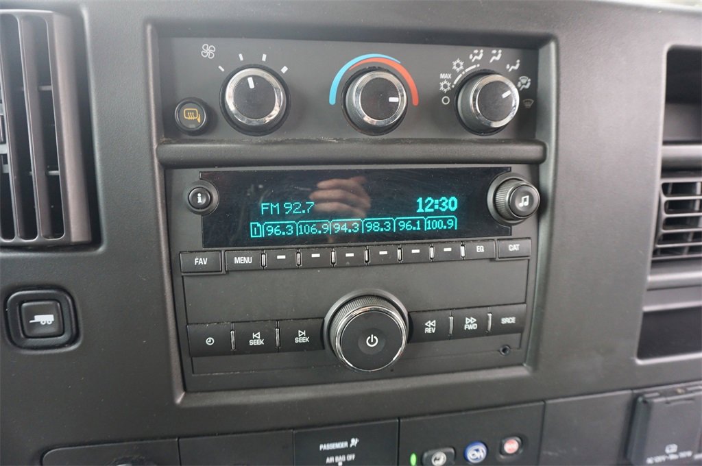 Used 2022 Chevrolet Express 2500 w/ Driver Convenience Package image 6