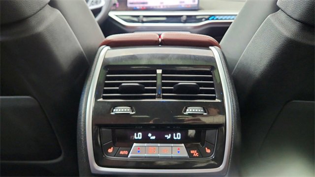 Used 2025 BMW X6 M60i image 53