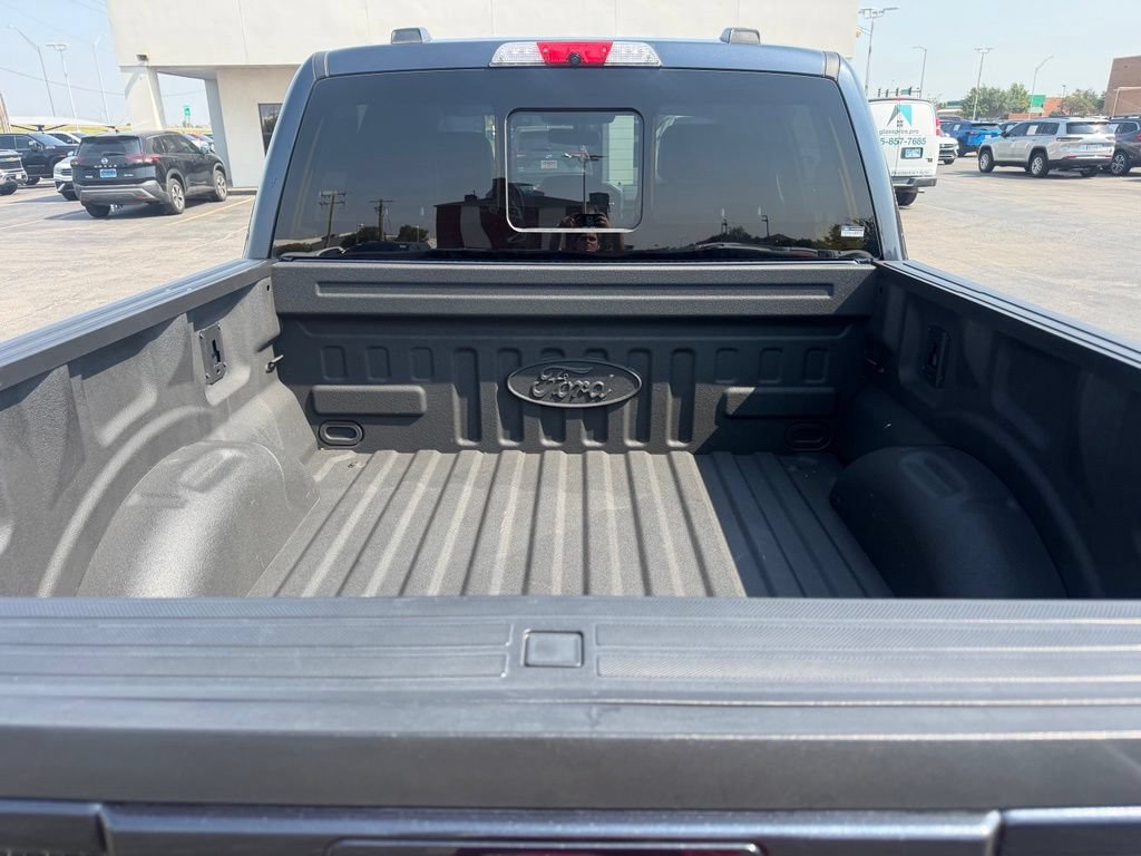 Used 2022 Ford F150 Lariat w/ Equipment Group 502A High AWD/4WD image 16
