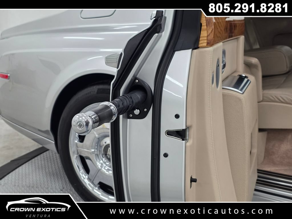 Used 2006 Rolls-Royce Phantom Sedan RWD image 11
