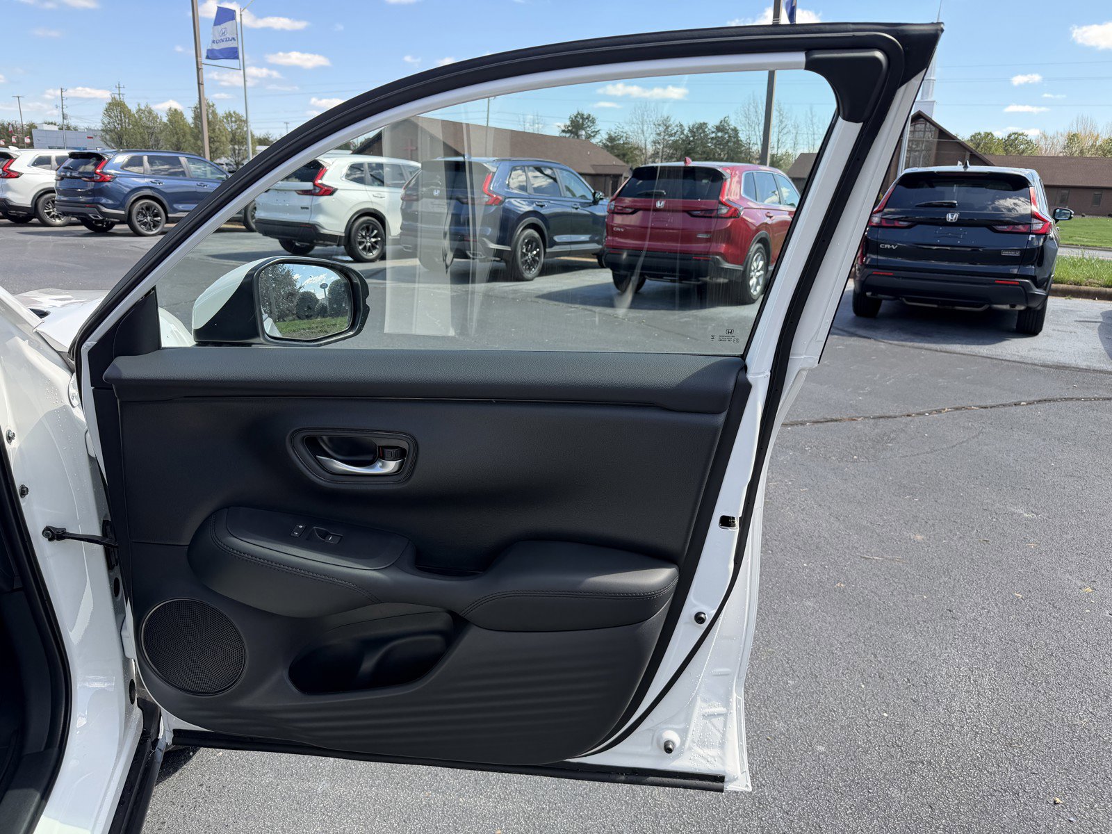 New 2026 Honda HR-V LX image 15