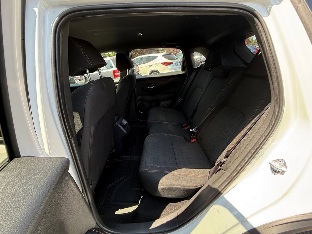Used 2026 Honda HR-V Sport image 16
