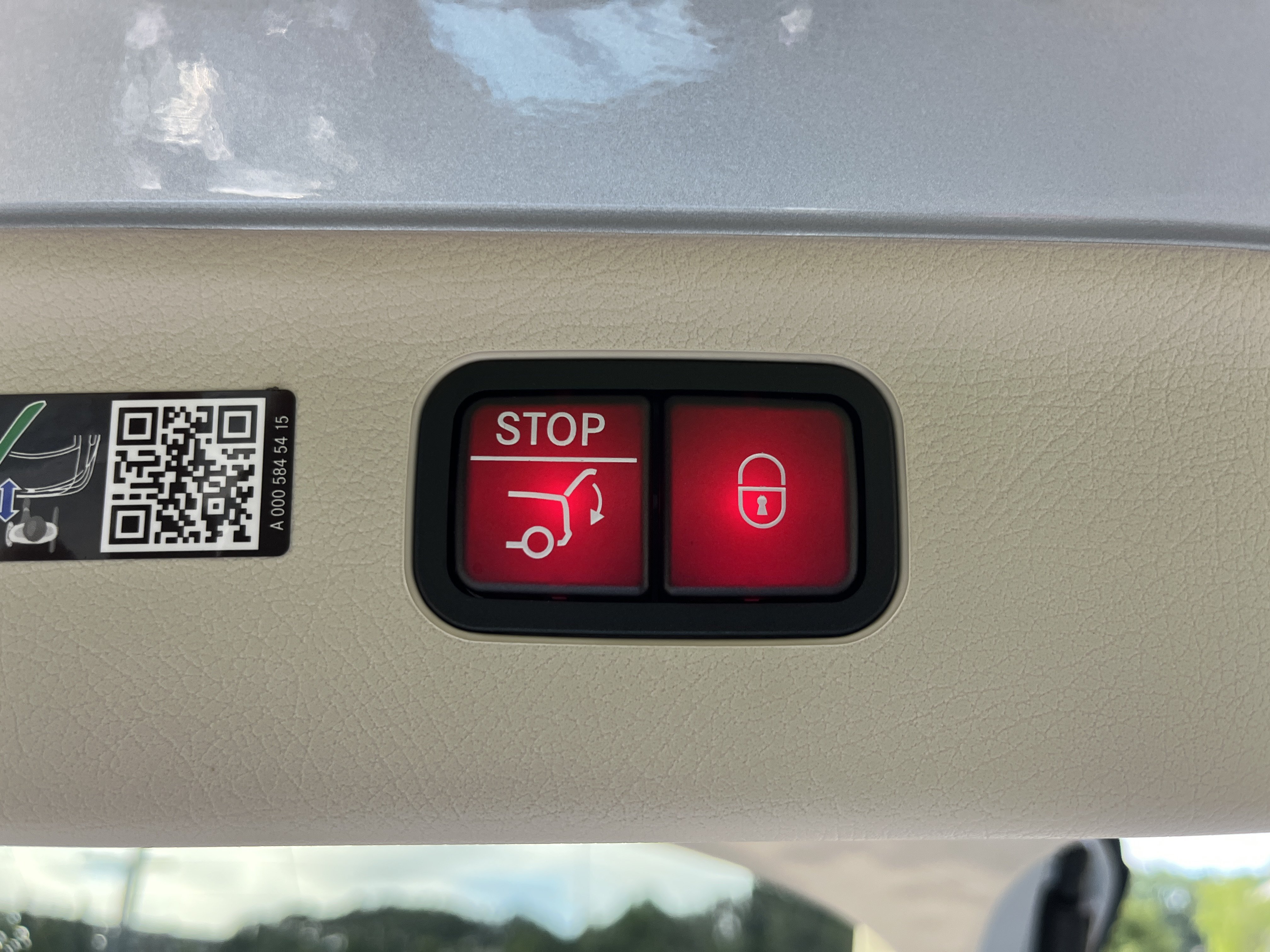 New 2027 Mercedes-Benz EQS 400 4MATIC SUV image 12