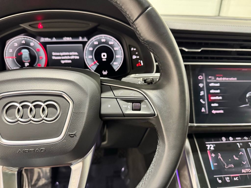 Used 2022 Audi Q8 Prestige image 17