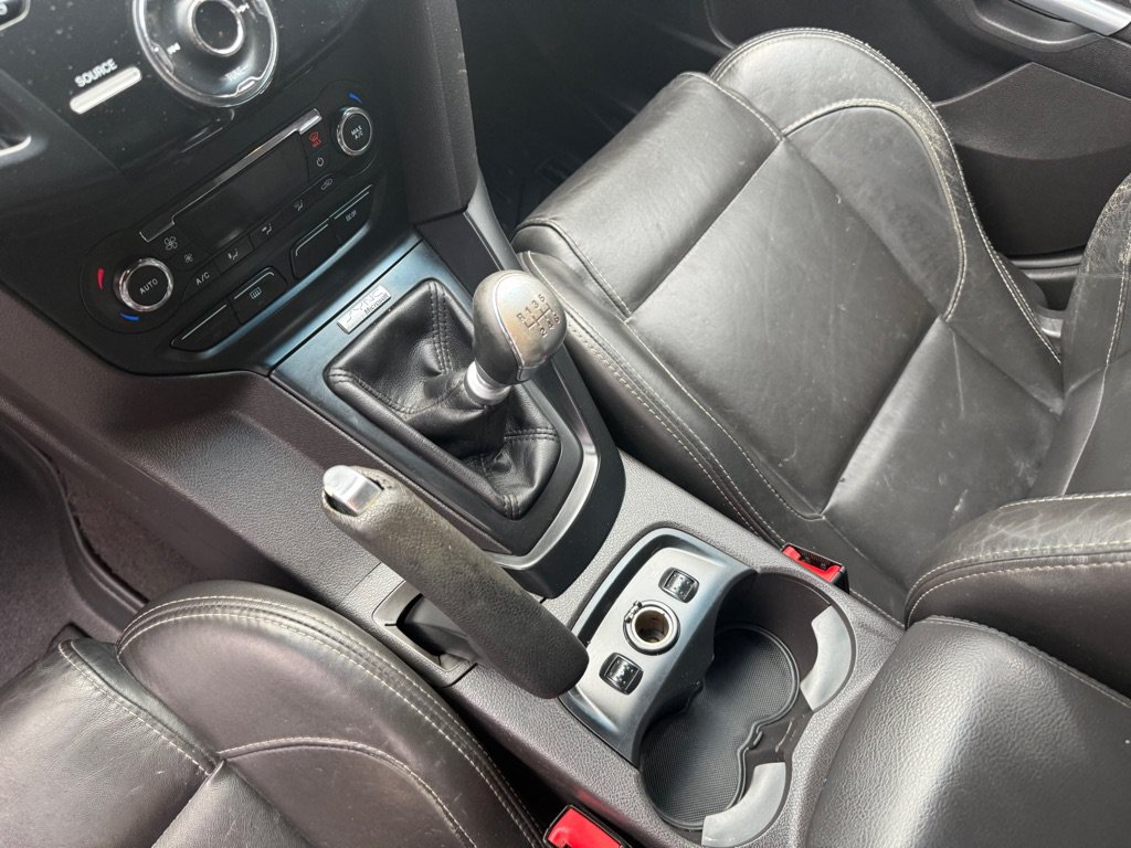 Used 2014 Ford Focus ST w/ Equipment Group 202A FWD image 33