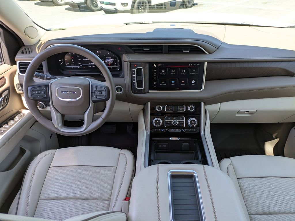 Used 2023 GMC Yukon XL Denali AWD/4WD image 20