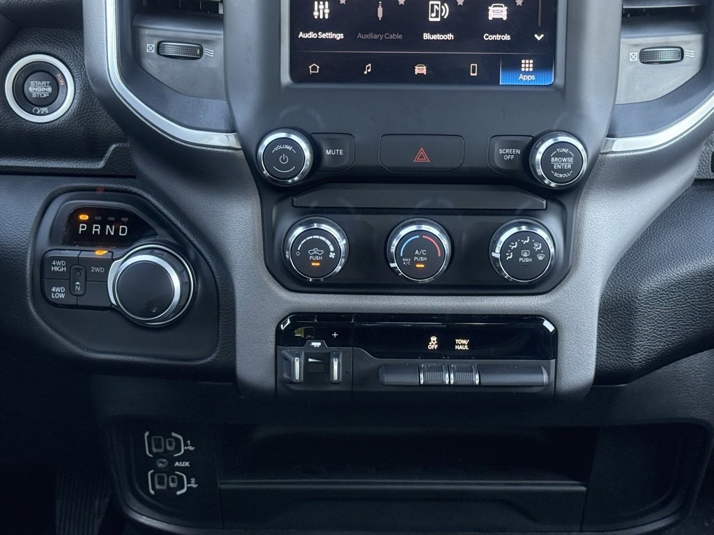 Used 2024 RAM 2500 Big Horn w/ Bed Utility Group image 26