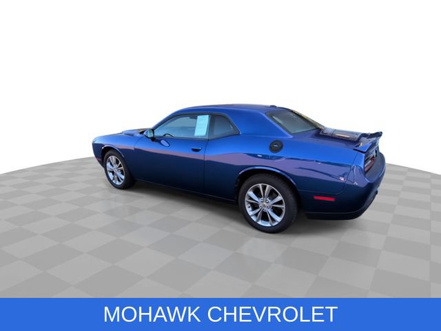 Used 2020 Dodge Challenger SXT w/ Driver Convenience Group AWD/4WD image 7