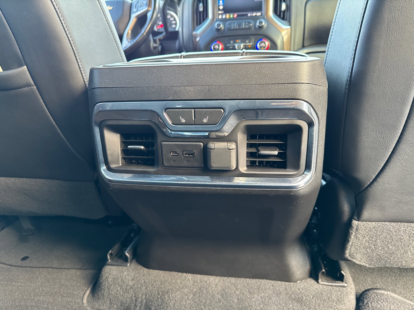 Certified 2021 Chevrolet Silverado 1500 High Country w/ Technology Package image 18