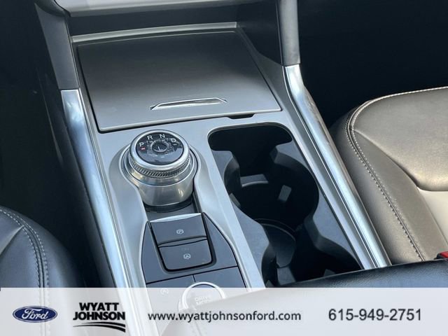 Used 2023 Ford Explorer XLT w/ Equipment Group 202A image 18