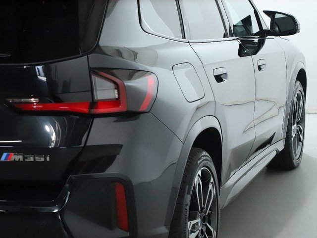 Used 2025 BMW X1 M35i image 44