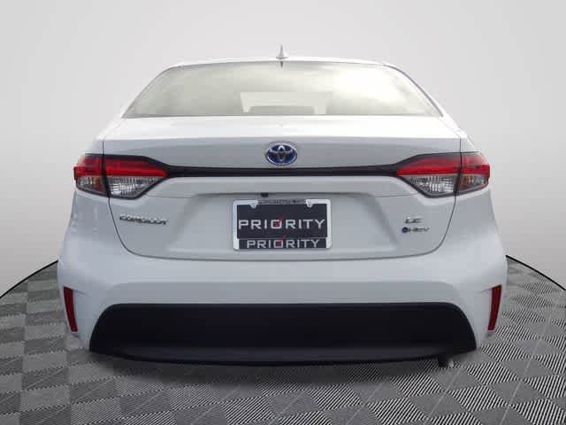 Used 2025 Toyota Corolla LE image 3