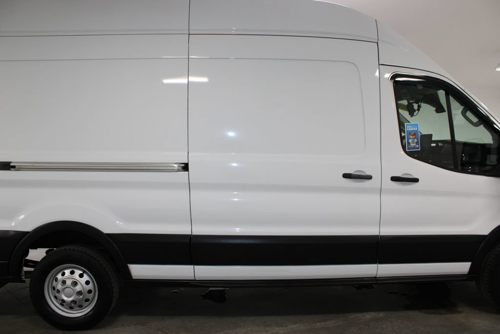 Used 2024 Ford Transit 250 148 High Roof Extended AWD w/ Load Area Protection Package image 9