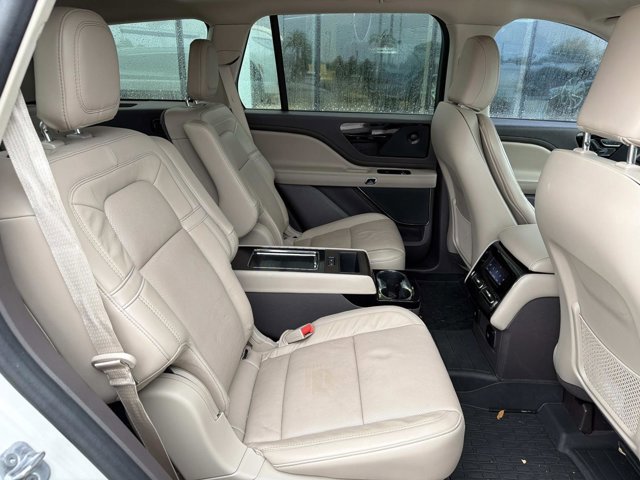 Certified 2022 Lincoln Aviator Reserve w/ Equipment Group 201A image 24